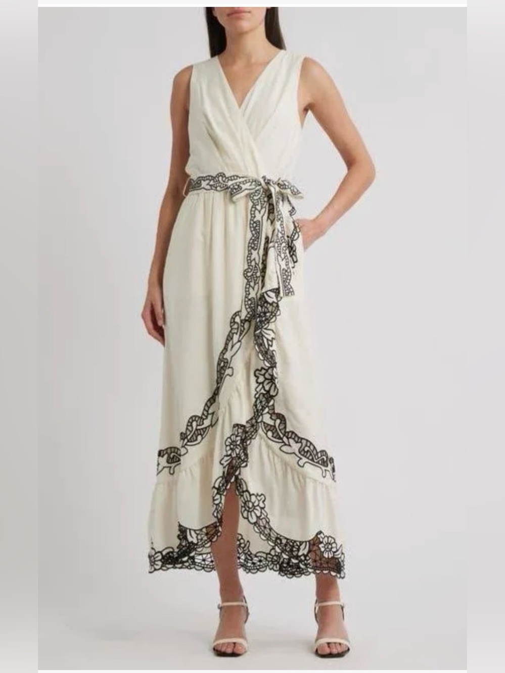 Elie Tahari Cream Maxi Dress with Black Embroidered Trim Style# ETR52368